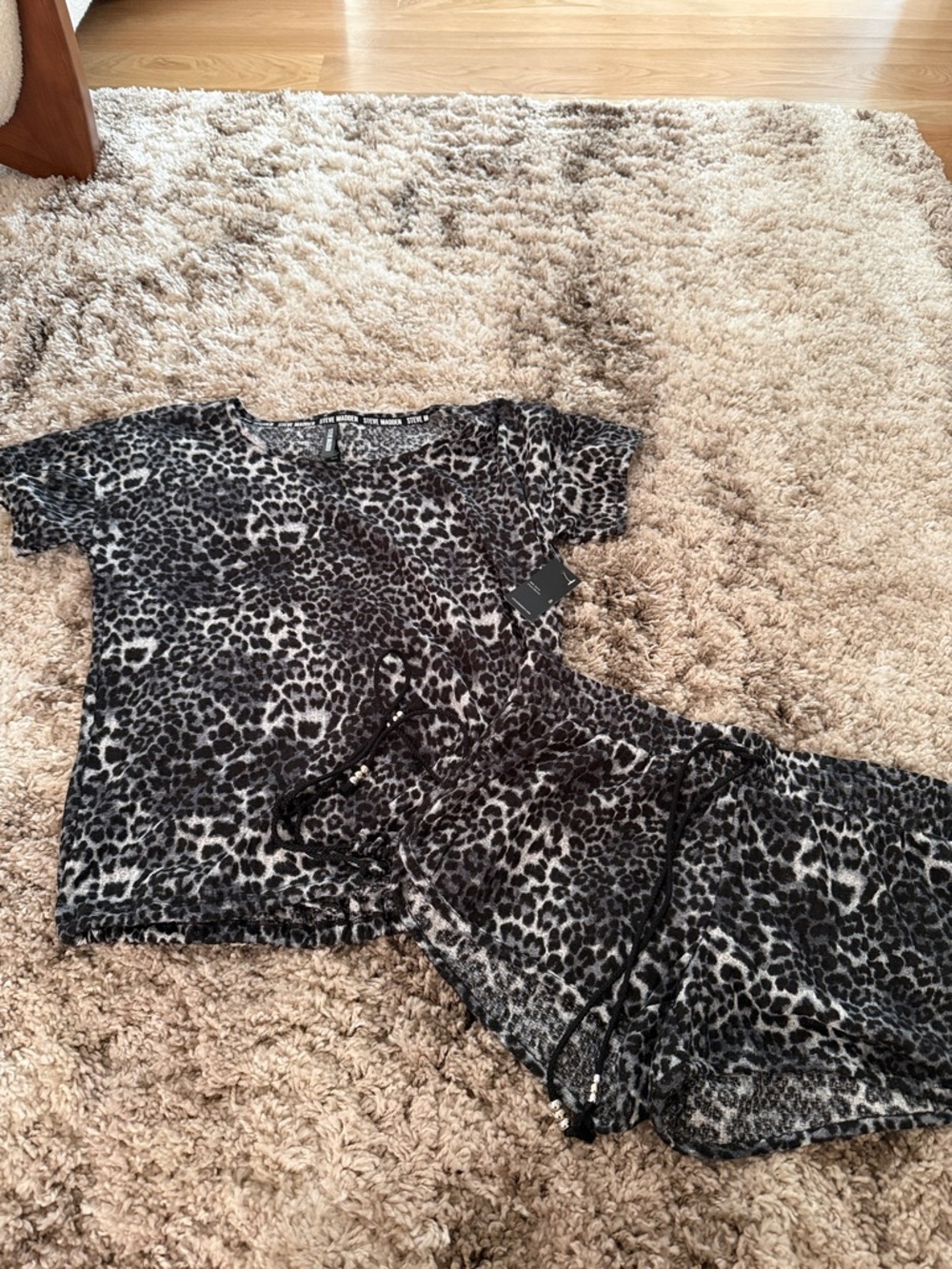 Steve Madden Black and Cream Leopard Knit Top